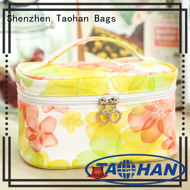 cosmetic purse