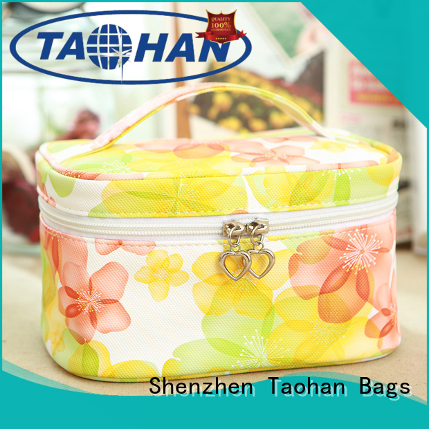 soft small makeup bag design for woman