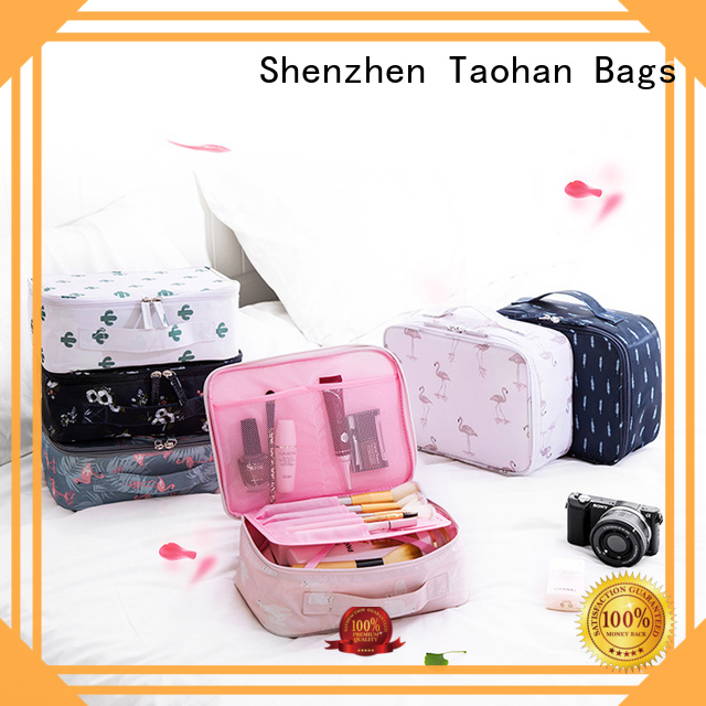plastic makeup kit pouch