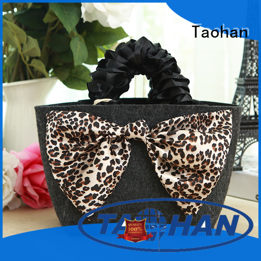 Taohan Brand metal top makeup cosmetic bag