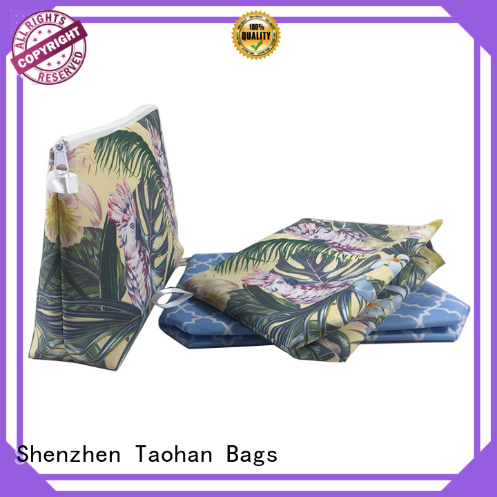 cosmetic metal small makeup bag handle Taohan Brand company